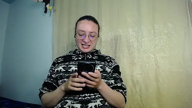 monkeywillwhite online show from 4, 6, 2026