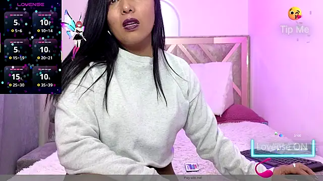 Snapshot of Mariana_collins99 chatting on 9, 10, 2025 Mariana collins99 online show from 9, 10, 2025
