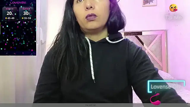 Snapshot of Mariana_collins99 chatting on 16, 10, 2025 Mariana collins99 online show from 16, 10, 2025