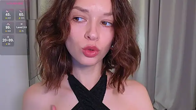 Snapshot of VivianLy_ chatting on 23, 1, 2025 VivianLy online show from 23, 1, 2025