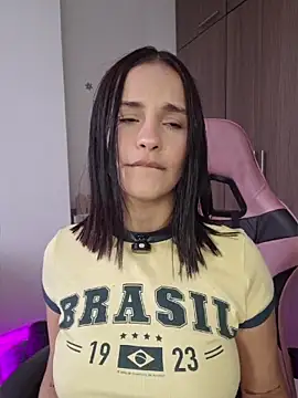 Snapshot of heyshaa chatting on 18, 5, 2026 heyshaa online show from 18, 5, 2026