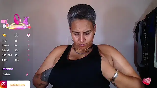 Yessi rousse online show from 23, 10, 2025