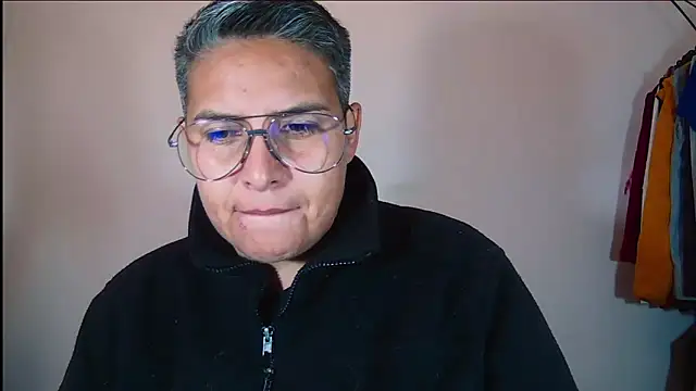 Yessi rousse online show from 14, 11, 2025