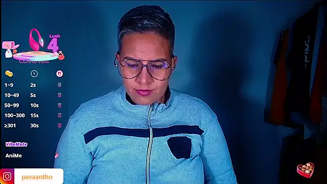 Yessi rousse online show from 27, 11, 2025