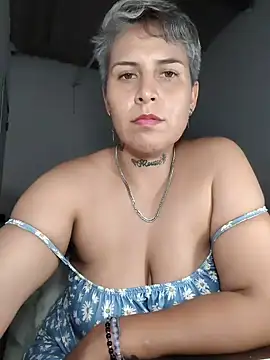 Snapshot of Yessi_rousse chatting on 15, 5, 2026 Yessi rousse online show from 15, 5, 2026