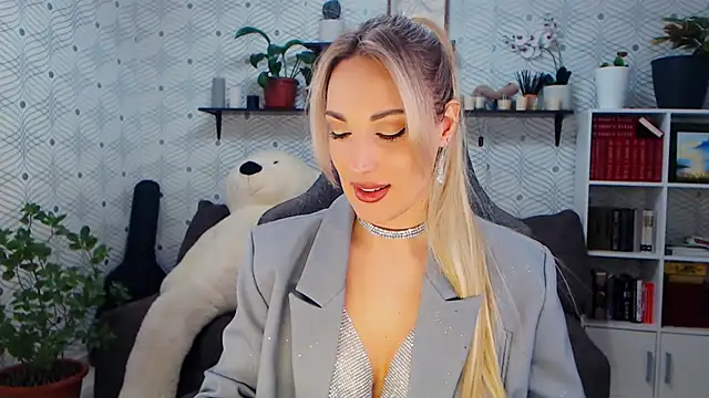 MillaXQueen online show from 27, 2, 2026