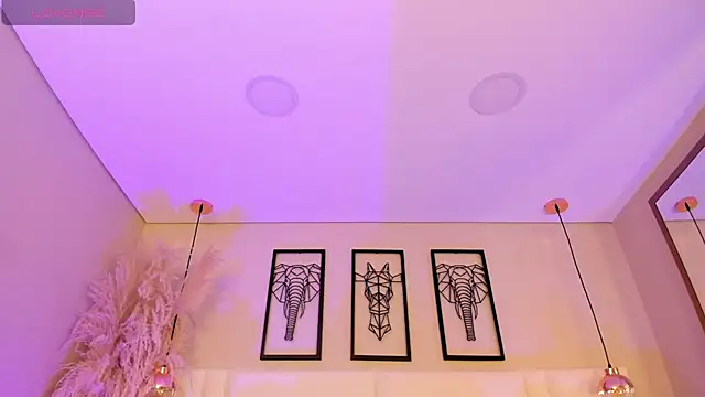 Rebeca jones online show from 30, 10, 2025