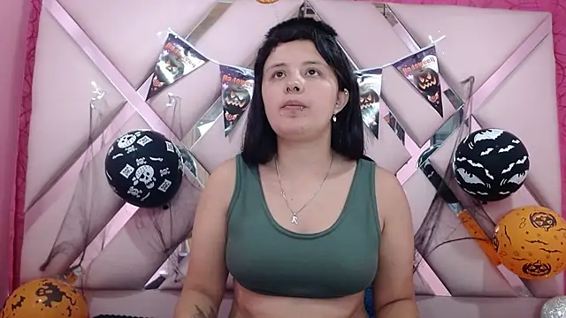 nathaly low1 online show from 1, 11, 2025