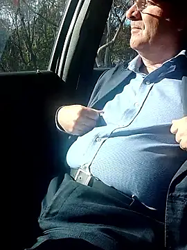 stiffandlubedxh online show from 1, 12, 2025