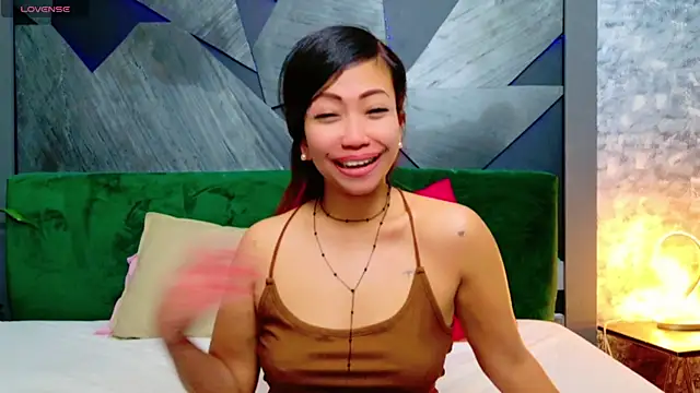 Snapshot of ElyaQuinn chatting on 22, 2, 2025 ElyaQuinn online show from 22, 2, 2025