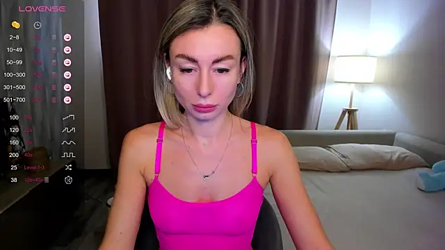 Snapshot of DannaEvan chatting on 15, 1, 2025 DannaEvan online show from 15, 1, 2025