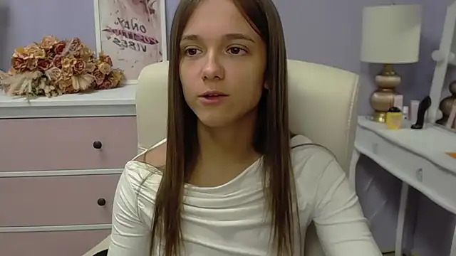 Snapshot of dirtyxEmily chatting on 7, 11, 2025 dirtyxEmily online show from 7, 11, 2025