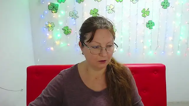 VanessaHotts online show from 14, 3, 2025