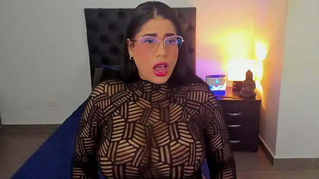 Snapshot of Jenny_Carters chatting on 4, 10, 2025 Jenny Carters online show from 4, 10, 2025