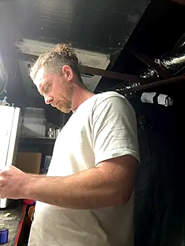 mandjpuff2 online show from 8, 12, 2024