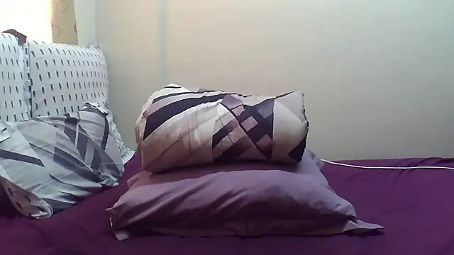 AddictiveAssCurves online show from 4, 10, 2025