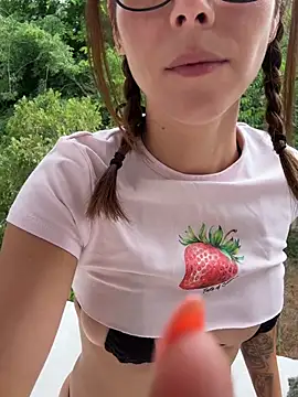 21sweetSunny online show from 4, 6, 2026