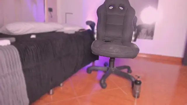 Snapshot of Emmily_Savage chatting on 14, 12, 2025 Emmily Savage online show from 14, 12, 2025