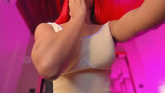 Snapshot of Emmily_Savage chatting on 18, 2, 2026 Emmily Savage online show from 18, 2, 2026