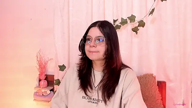 Mey moon online show from 13, 2, 2025