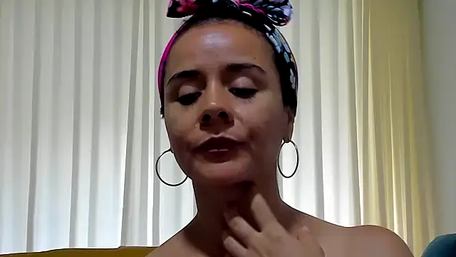 Snapshot of Sami_Hotie1 chatting on 14, 6, 2026 Sami Hotie1 online show from 14, 6, 2026