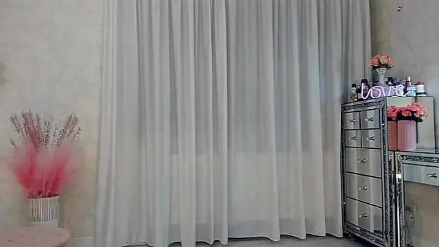 SeductiveButterfly online show from 29, 4, 2026