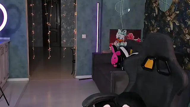 Blckmirrorr online show from 19, 9, 2025