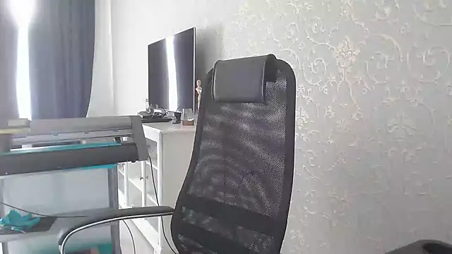 Marselle Laker online show from 15, 2, 2025