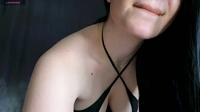 moniqque online show from 17, 2, 2025