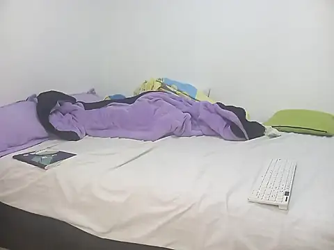 Snapshot of danidiazto2023 chatting on 13, 2, 2025 danidiazto2023 online show from 13, 2, 2025