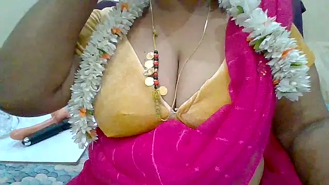 Snapshot of archanatelugu9 chatting on 31, 1, 2025 archanatelugu9 online show from 31, 1, 2025