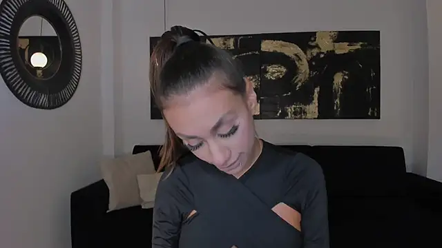 Snapshot of DannaCruz chatting on 21, 2, 2025 DannaCruz online show from 21, 2, 2025