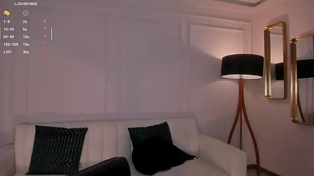 Snapshot of DannaCruz chatting on 1, 3, 2025 DannaCruz online show from 1, 3, 2025