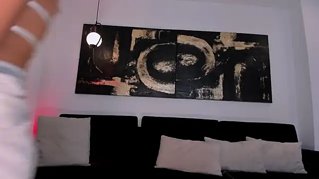 Snapshot of DannaCruz chatting on 7, 3, 2025 DannaCruz online show from 7, 3, 2025