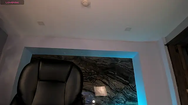 SophiePalmer online show from 8, 2, 2026