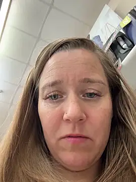 SkyelarSommer online show from 2, 4, 2026