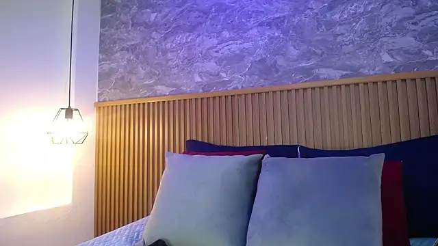 victoria  milf  online show from 1, 11, 2025