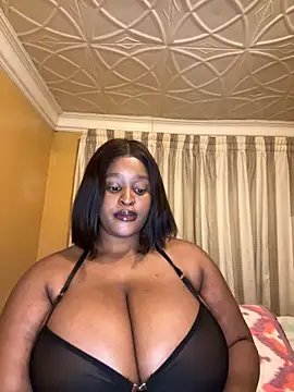 Snapshot of KnockoutBestie chatting on 8, 5, 2026 KnockoutBestie online show from 8, 5, 2026