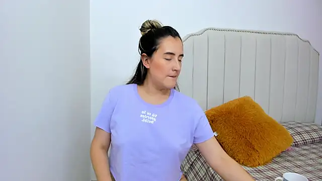 Hanna86 online show from 11, 2, 2025