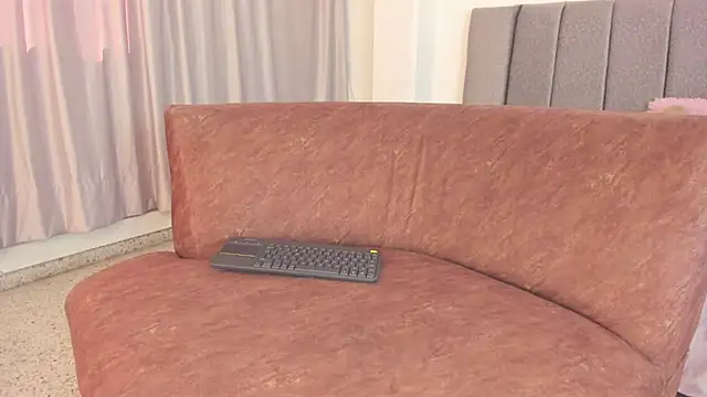 samantha stan online show from 10, 4, 2026