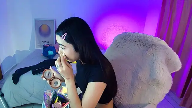 AmyOlimpo online show from 19, 5, 2026
