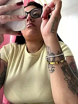 croftsmila online show from 18, 1, 2026