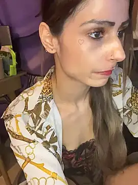 LaPetitechienne1 online show from 22, 12, 2024