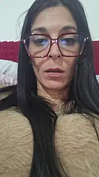 Snapshot of patatinahot87 chatting on 1, 3, 2026 patatinahot87 online show from 1, 3, 2026