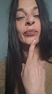 patatinahot87 online show from 2, 4, 2026