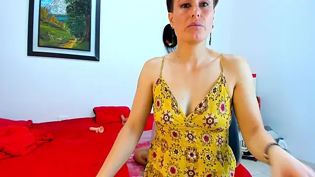 Snapshot of yasmin_goldenst chatting on 16, 3, 2025 yasmin goldenst online show from 16, 3, 2025