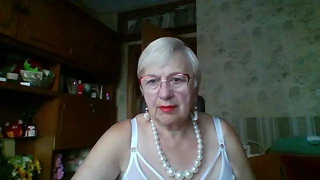 Snapshot of SweetCherry27 chatting on 15, 7, 2026 SweetCherry27 online show from 15, 7, 2026