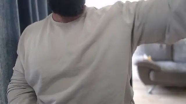 hugemachohandsome online show from 27, 10, 2025