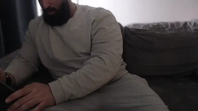 hugemachohandsome online show from 5, 12, 2025