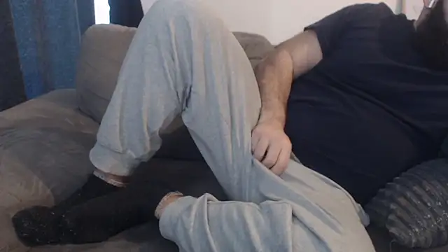 hugemachohandsome online show from 17, 1, 2026